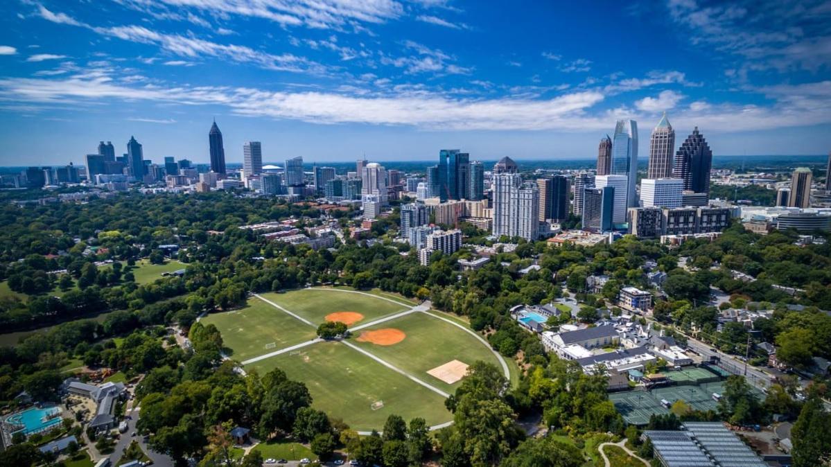 Verdant Statuesque Intimate Acropolis Views Of Famous Park Atlanta Exterior photo